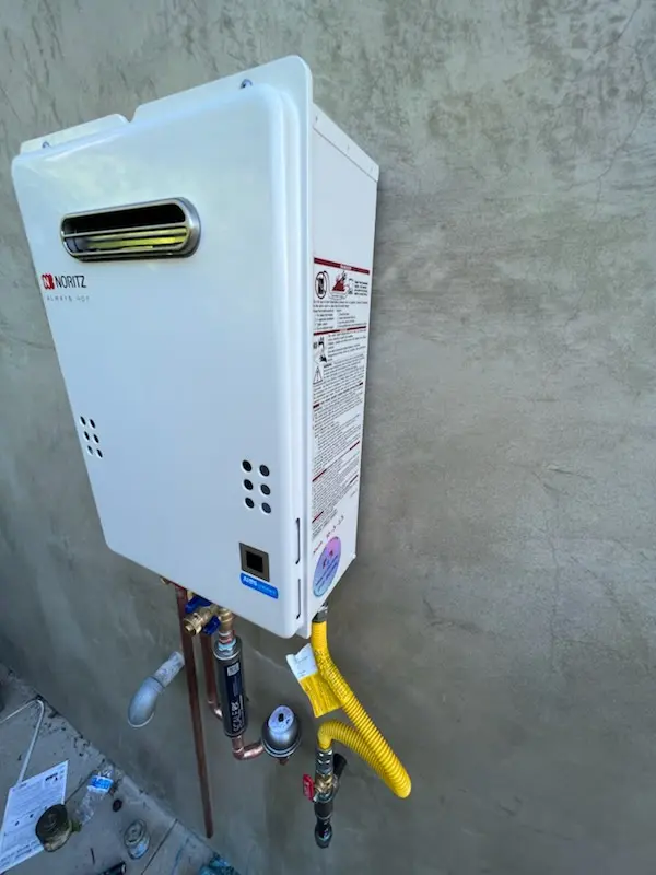 Tankless water heater installation for Montevideo homes